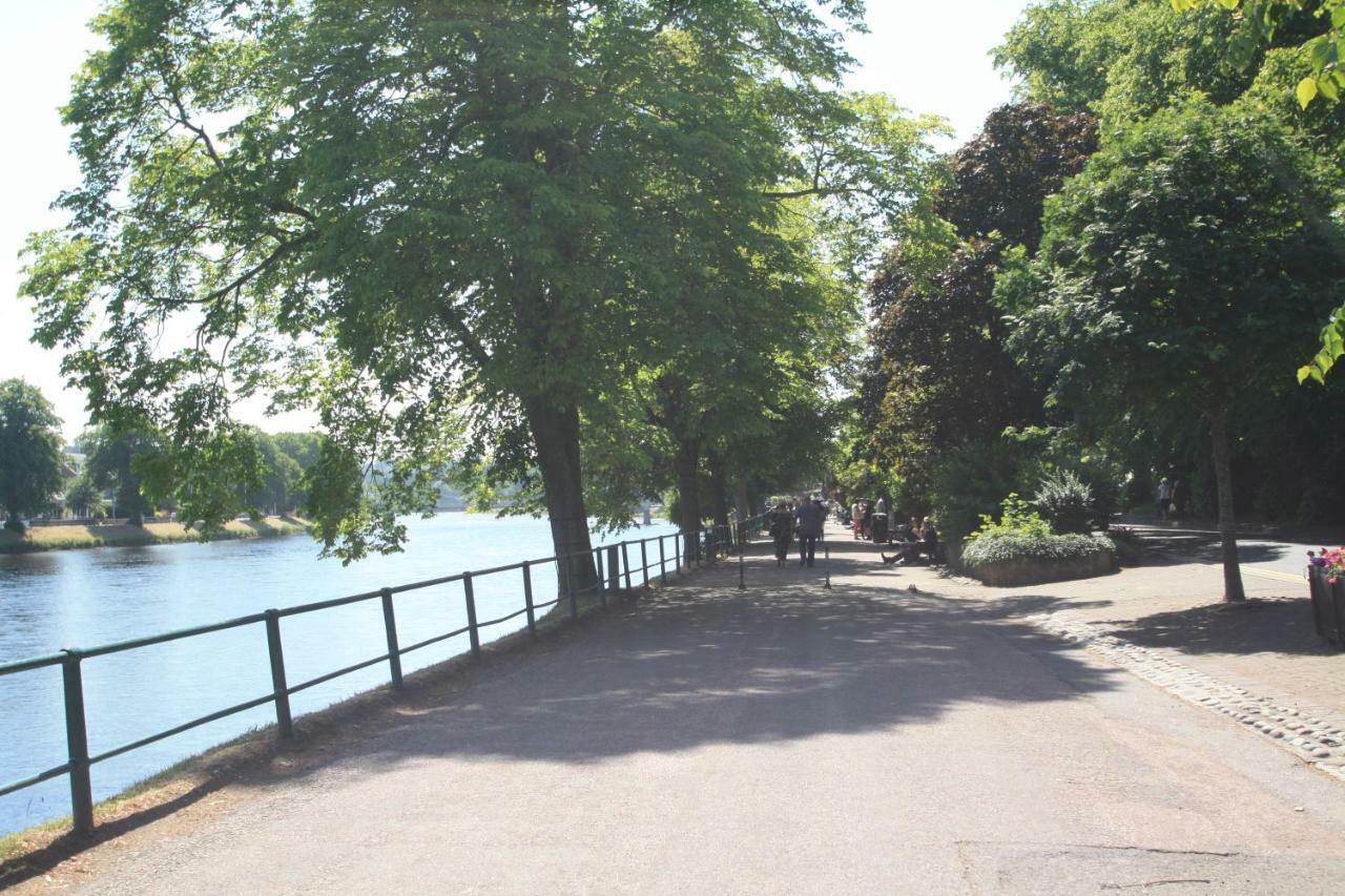 Riverside Apartment Inverness Luaran gambar